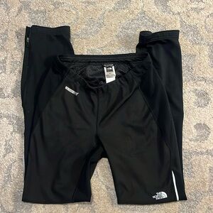 Fitted ankle zipper stretchy tech layer